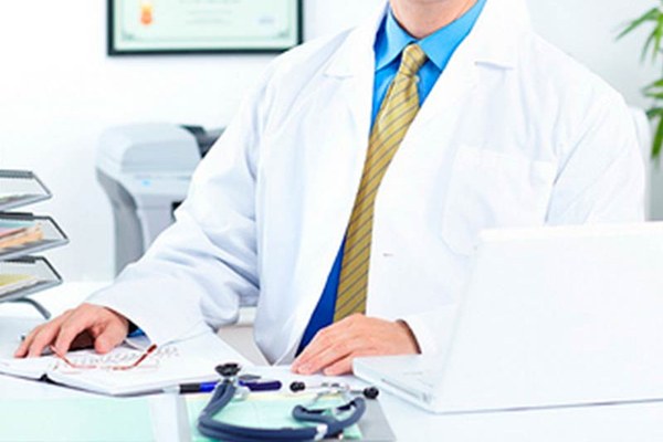 Dr. Alen Sulzbacher